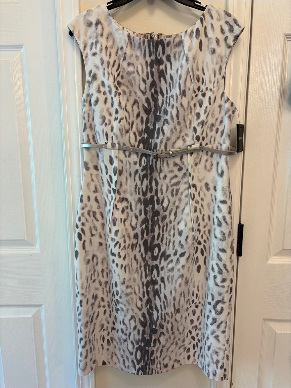 NWT Gray Animal Print Sheath Dress with Belt
